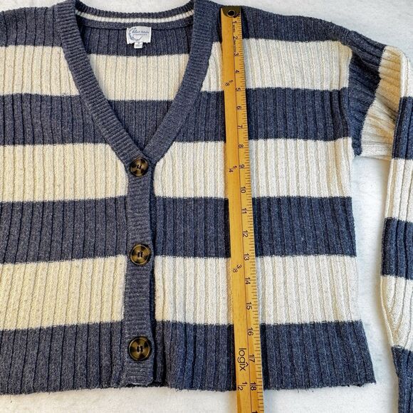 Blue Rain Striped Cropped Cardigan Sz Small Blue and Cream Stripes Button Front - Picture 10 of 14